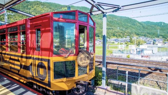 日本京都伏見稻荷大社+嵐山+嵯嵯峨野觀光小火車一日遊