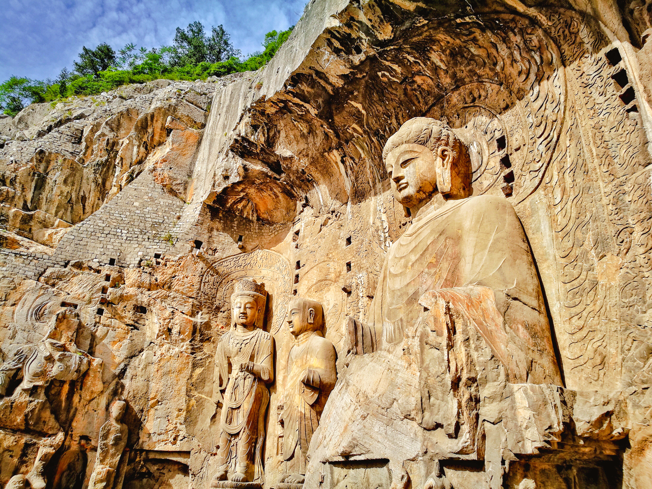 Luoyang Ancient Capital Translation/Guide/Local Companion - Citywalk|Attraction visits|English/Russian/French/Other Languages|Welcome to inquire