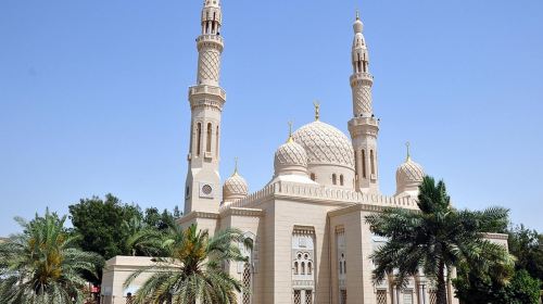 From Abu Dhabi Shared Tour: Burj Khalifa & City Icons Tour of Dubai Day Tours 3