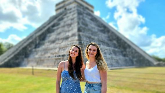 Chichén Itzá: Early Access + Guided Tour + Transfer from Cancún or Riviera Maya