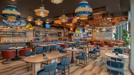 【津津レストラン】スタジオシティ Wホテル ランチ/ディナーバイキング