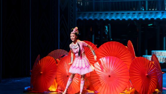 恩施民族歌舞大秀