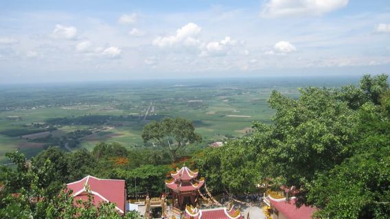 Black Virgin Mountain, Cao Đài Temples & Củ Chi Tunnels Tour