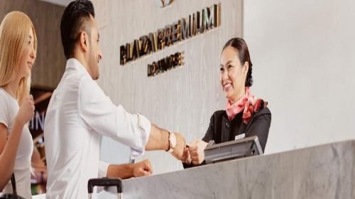 Plaza Premium Lounge Service at Dubai International Airport (DXB) 34008 2