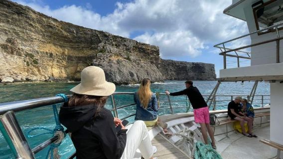 From Mellieħa Bay: Gozo & Blue Lagoon Boat Tour w/ Swim Stop