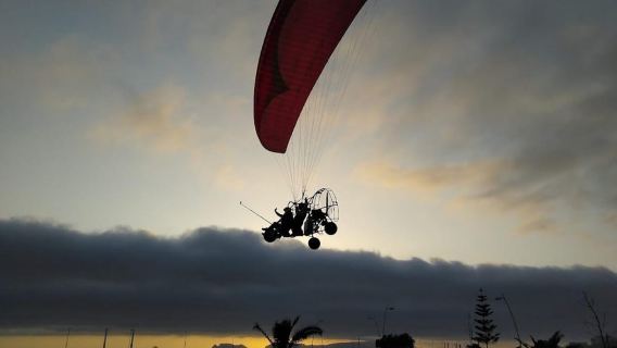 Lima: Vuelo En Parapente Sobre Costa Verde (Miraflores) + Videos Incluidos