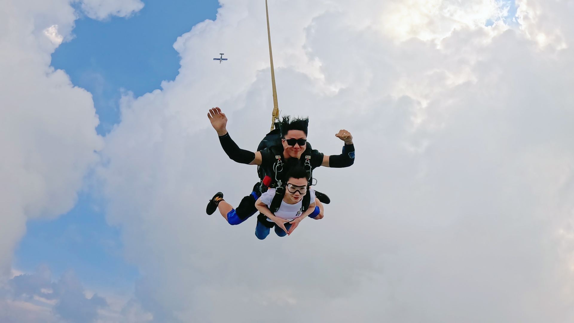 杭州千島湖高空跳傘安吉蘇州無錫跳傘【超長自由落體+高空觀光+教練1V1帶跳+美美出片+視頻剪輯】