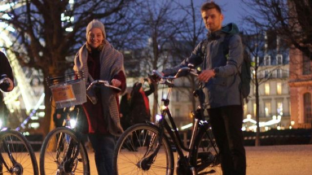 Париж: Ночная велосипедная экскурсия с гидом