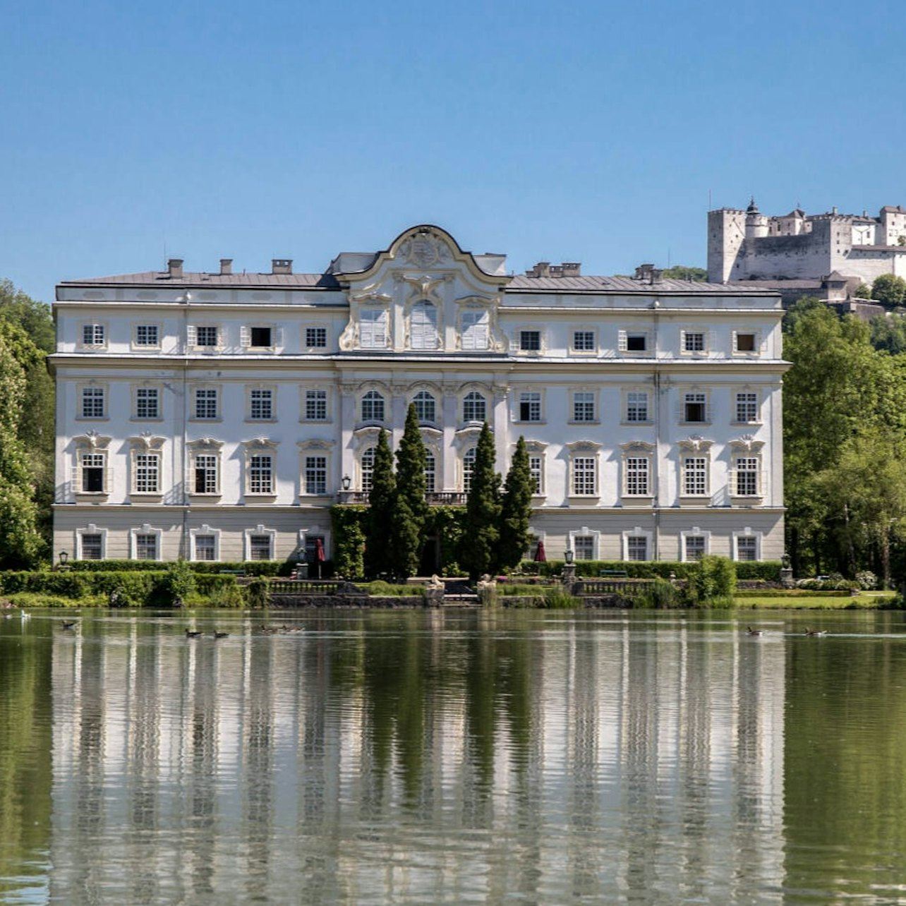 Salzburg: Original Sound of Music Tour + Lunch or Dinner