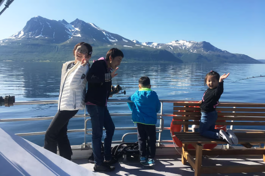 Norway Tromso Fjords Cruise Tour - Classic Cruise with Snacks & Optional Fishing
