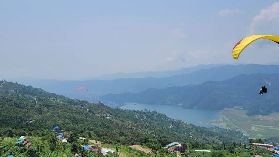 Parapente en Pokhara con recogida