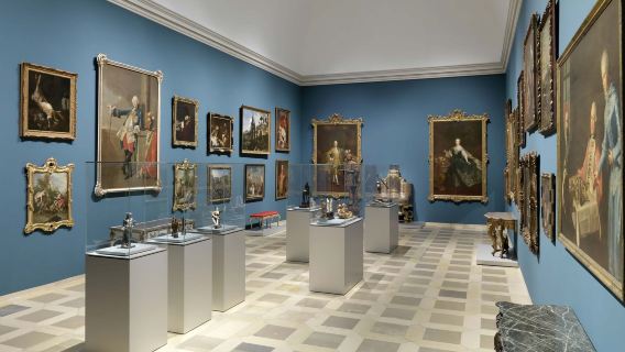 NürnbergMesse GmbH + Germanisches Nationalmuseum + Imperial Castle of Nuremberg 1-day tour