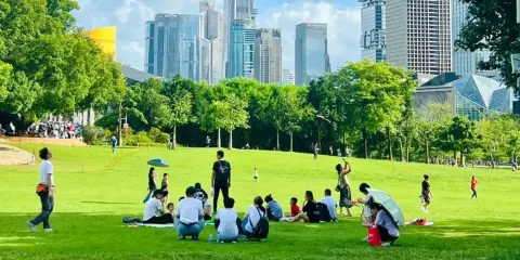私家團+深圳城市觀光1天遊+歡樂港灣+蓮花山公園+世界之窗