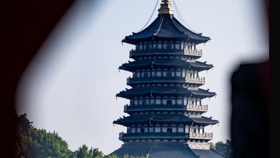 [Tour privato con autista da Shanghai] Pagoda Leifeng + Area panoramica del Lago Ovest + Crociera sul Lago Ovest | Esperienza classica pura