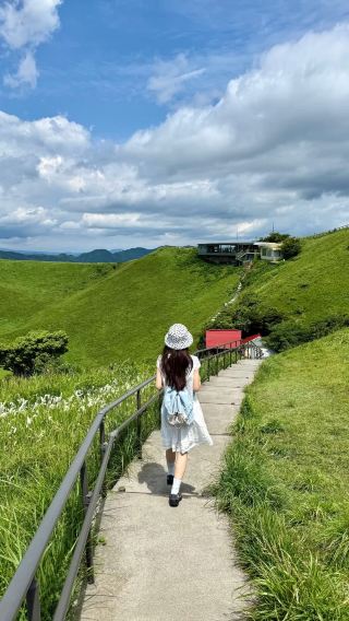 ทัวร์ 1 วัน อิซุจากโตเกียว ญี่ปุ่น : รถไฟชมทะเล + ชายฝั่งโจงาซากิ + ถ่ายรูปสถานที่จากอนิเมะ Your Name [กลุ่มเล็ก 9 คน]