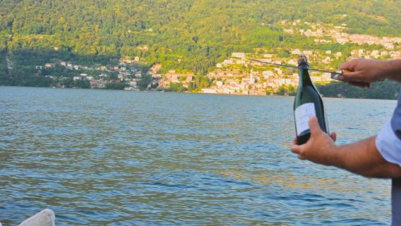 Boat & Wine taste: A Sensory Historical Journey on Lake Como