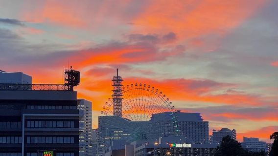 Tokyo round-trip | Yokohama red brick warehouse + Shin-Yokohama ramen museum [Japan 1-day tour with door-to-door pick-up · Chinese-speaking private charter · Itinerary can be customized]