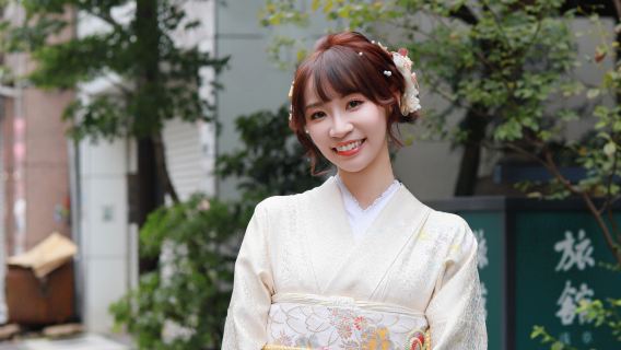เช่าชุดกิโมโนและยูกาตะ ฟุริโซเดะ พร้อมถ่ายภาพ ที่เกียวโต – สาขาโอกินิ ศาลเจ้ายาซากะ