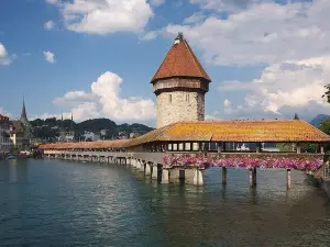Lucerne Walking Tour with In-App Audio Guide