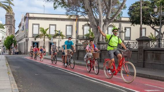 Discover Las Palmas City by Bike in 4 hours| Trip.com