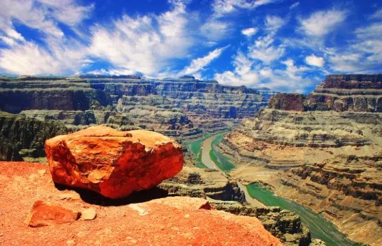 大峡谷西缘 + 約書亞樹打卡點 + 胡佛水壩觀景台 + 赫曼威公園巴士遊