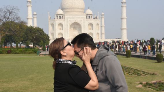 ทัวร์ชมพระอาทิตย์ขึ้นทัชมาฮาลและเมืองอักราโดยรถยนต์จากเดลีหรืออักรา - ตัวเลือกมากมาย