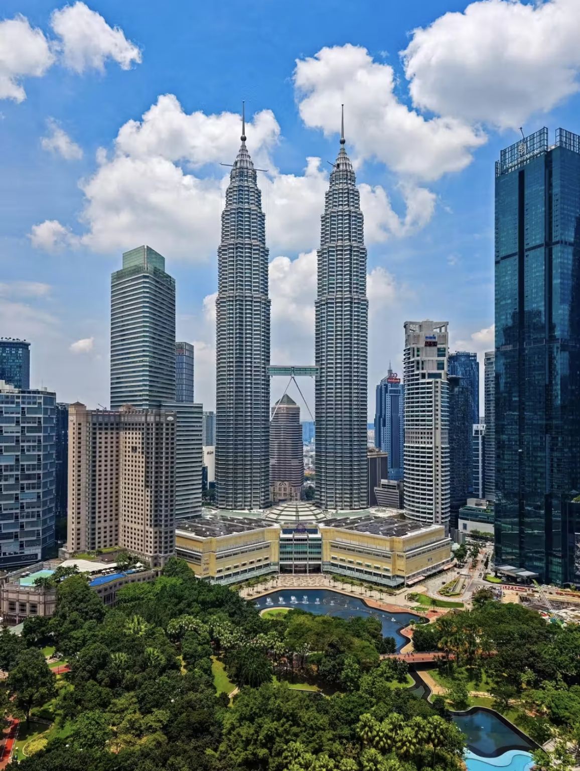 Tour di un giorno in noleggio con conducente esclusivo ai 12 luoghi più popolari di Kuala Lumpur e alle Batu Caves