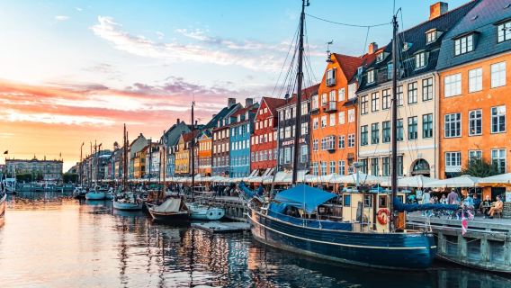 丹麥哥本哈根-經典路線重溫-真的經典-包車【精選舊司機】