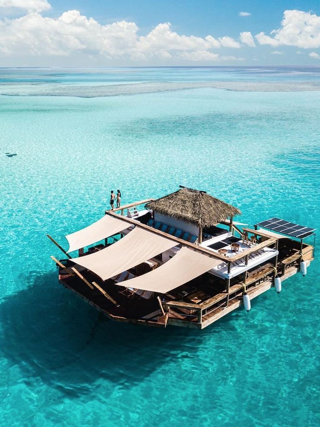 Fiji + Cloud 9 Fiji 1-day tour with hotel transfers and gift voucher