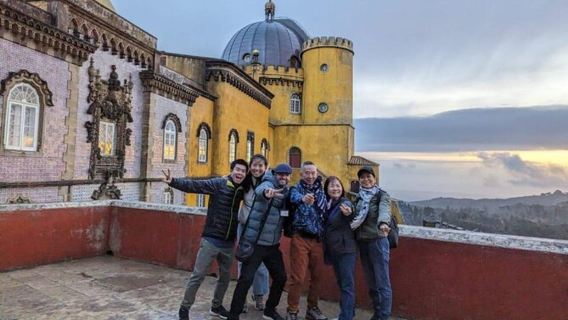 Sintra Full Day Tour from Lisbon(8 pax)- 2 Tickets Included!