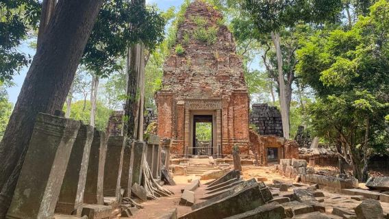 Chuyến đi trong ngày đến Đền Beng Melea và Koh Ker từ Siem Reap