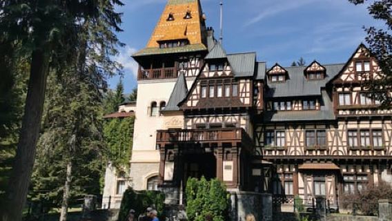 Từ Bucharest: Tour riêng đến Lâu đài Peles 6 giờ