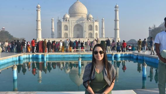 Desde Delhi: tour privado de un día al Taj Mahal y Agra con almuerzo de 5 estrellas