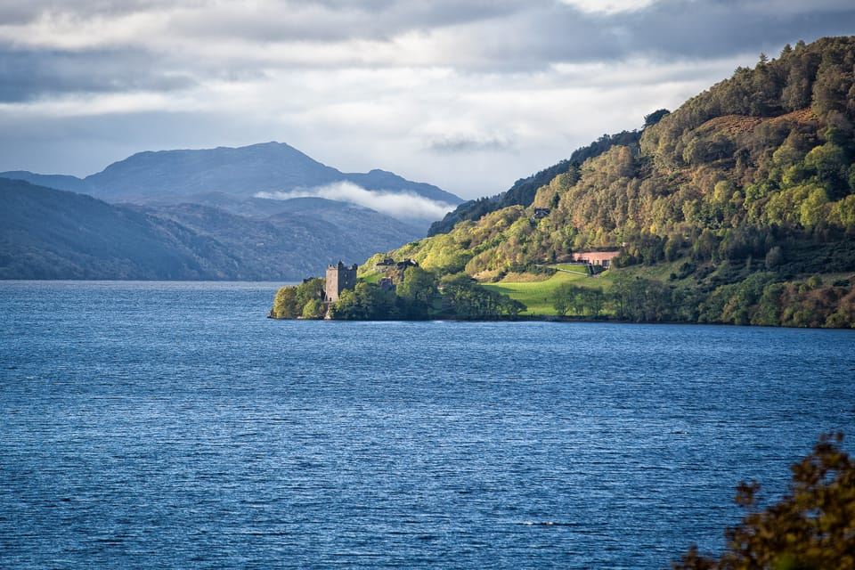 From Inverness: Loch Ness Cruise and Urquhart Castle