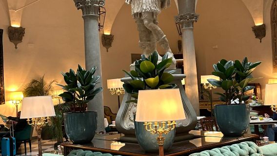 Firenze Atto di Vito Mollica servizio di prenotazione ristorante popolare