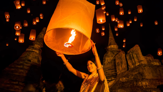 Free pick-up and drop-off at YeePeng Lanna meeting point for the 2025 Chiang Mai Sky Lantern Festival