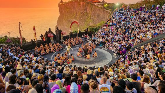 Tur Harian Sunset Pura Luhur Uluwatu dan Pertunjukan Tari Kecak