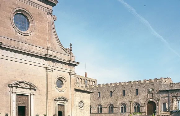 教宗宮殿（Polo Monumental Colle del Duomo）：免排隊入場