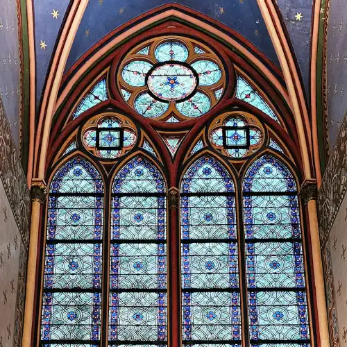 ノートルダム大聖堂：ガイド付きツアー | Trip.com