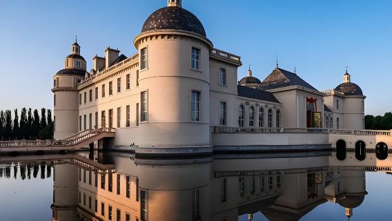 1-day private tour of Ningxia's 38° North Latitude wineries: Longyu Winery, Chateau Yuanshi, and Chandon Xiaotong