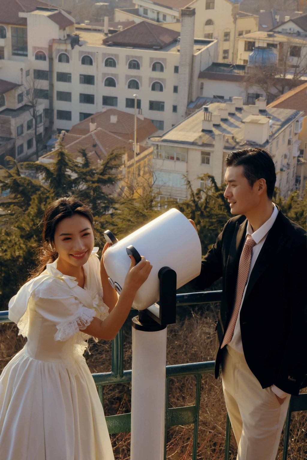 Zhijin Reisefotografie[Weingut Fahrer, Reiseleiter und Fotograf für Trip Moments + Hochzeitsfotos mit Drohnenaufnahmen und Kurzfilmen + Make-up und Kostüme + individuelle Reiseplanung]