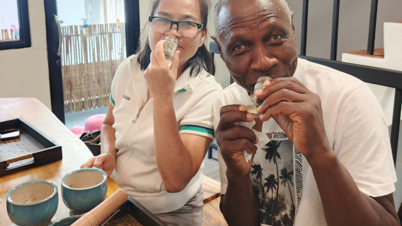 DIY-Workshop für authentische Thai-Yadom: Kräuterinhalator