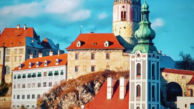 捷克CK小鎮【克姆魯洛夫城堡+聖維特教堂】中文包車一日遊