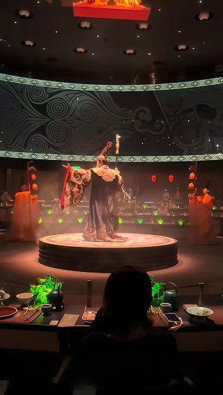 Immersive Chinese Dinner Show at Nanshan Poly Theatre, Shenzhen
