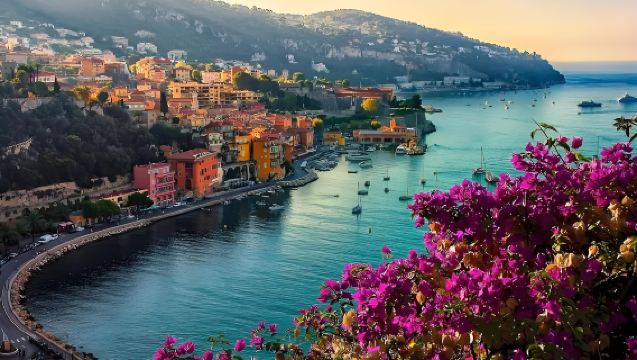 Perjalanan pergi-balik Nice, Provence-Alpes-Côte d'Azur, Perancis: Èze + Monaco + Menton | Hari Penuh Pantai Azure