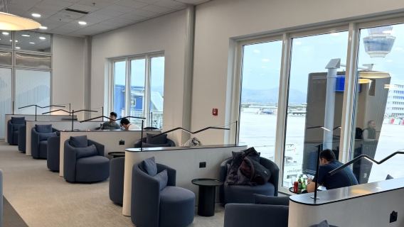 VIP-Lounge-Gutschein für den Flughafen Athen-Eleftherios Venizelos (ATH) in Griechenland | Wartezeit, Umsteigen und Entspannung
