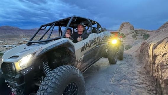 3.5 Hour HELL'S REVENGE and FINS & THINGS You Drive UTV Tour