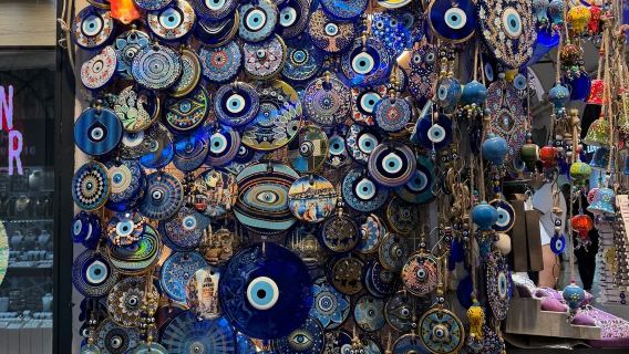 Istanbul Bandar Lama Lawatan Sehari: Istana Topkapi + Masjid Biru dll (tiket masuk tidak termasuk)
