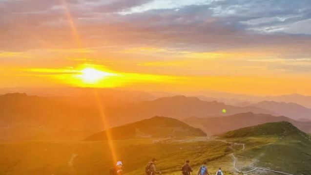 夜爬東靈山生態旅遊區*【滿天繁星+震撼日出+北京最高峰】