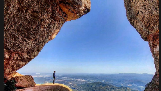 巴塞隆納出發:盧佩特時光秘境 × 加貝薩盧中世紀童話+一日遊